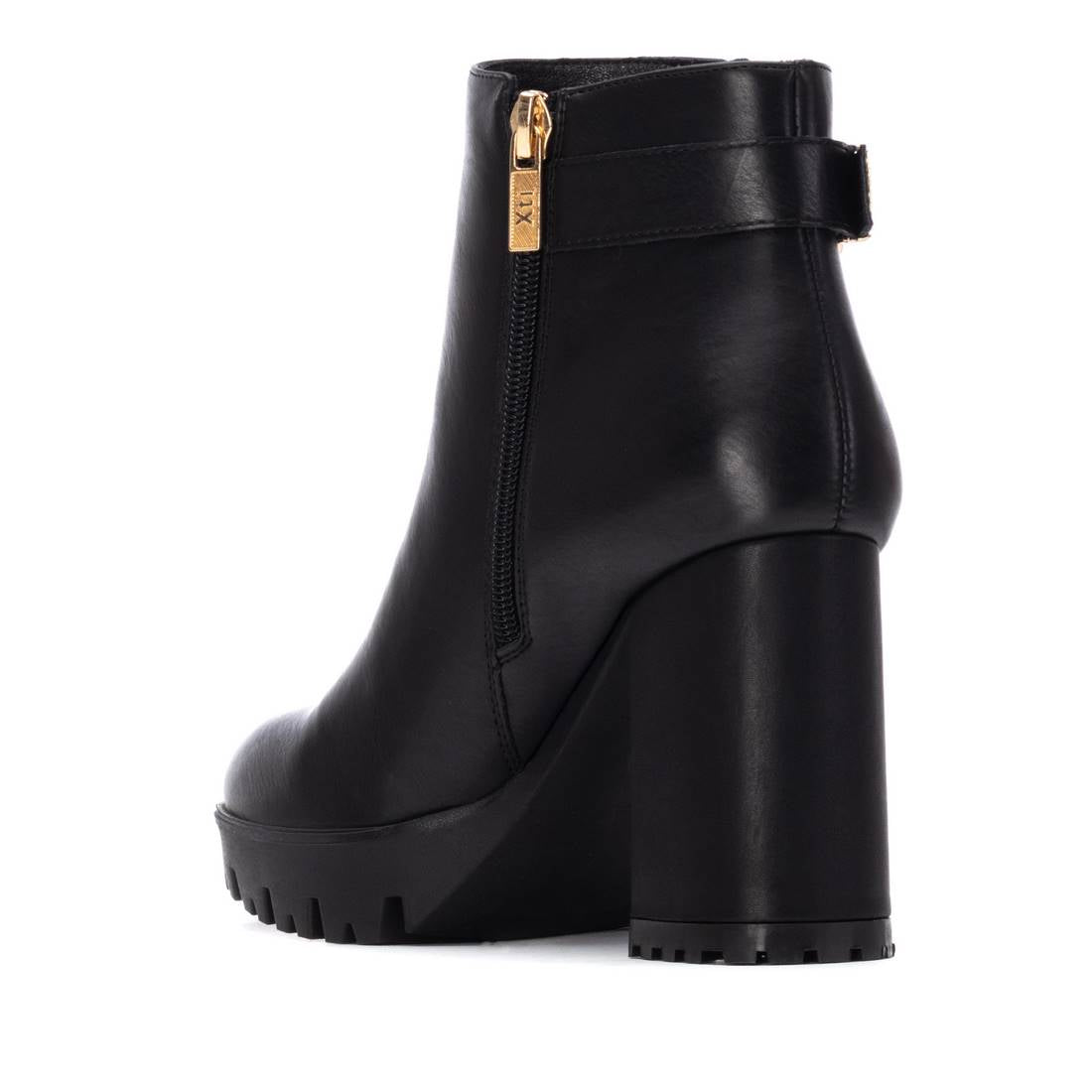 XTI Women's booties 140583