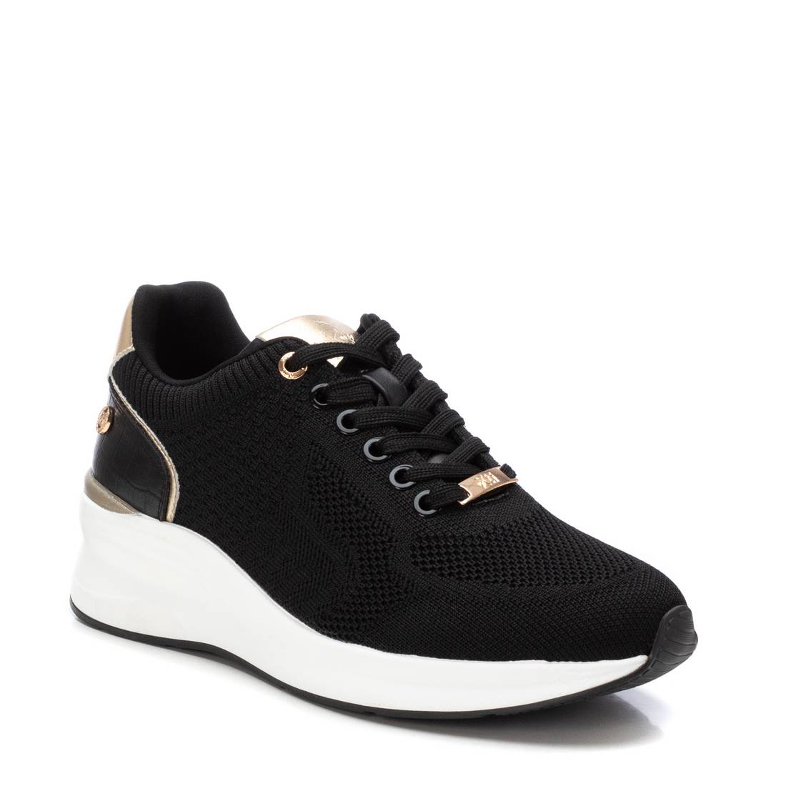 XTI SHOES
