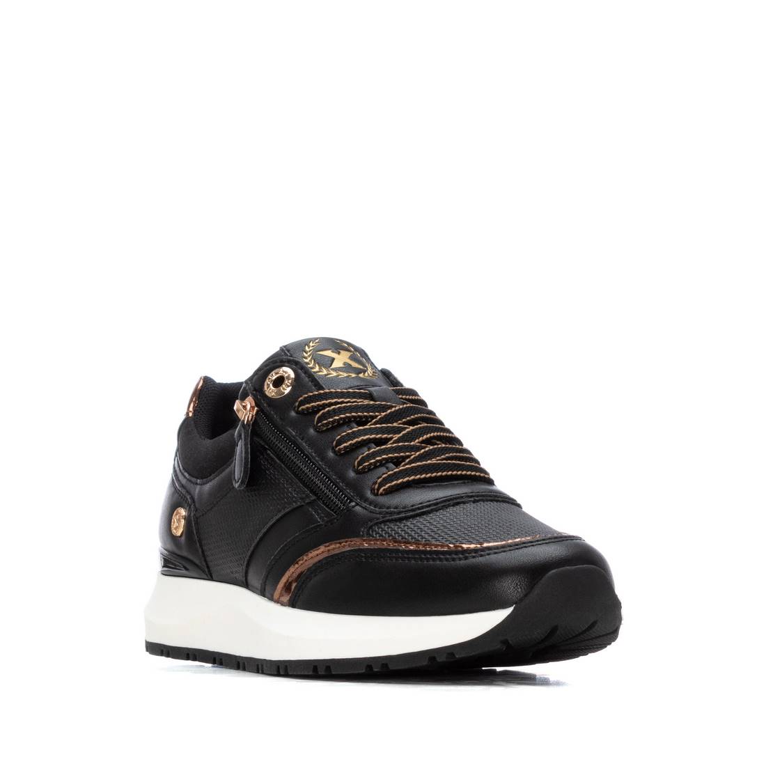 XTI Women's sneakers 144183