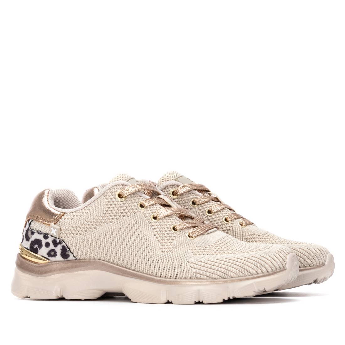 XTI Women's sneakers 144361