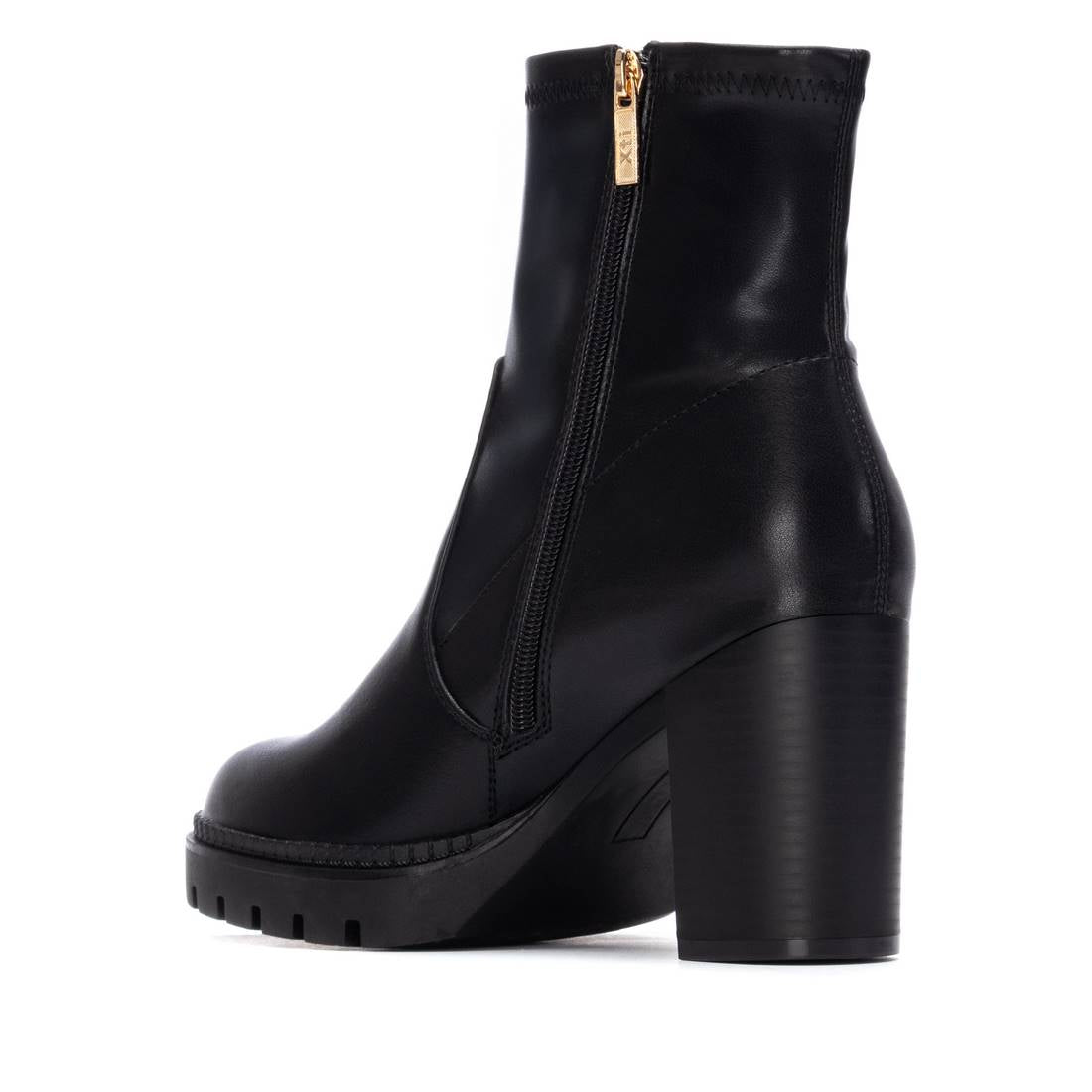 XTI Women's booties 144525