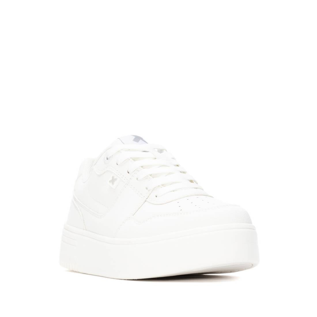 XTI Women's sneakers 144535