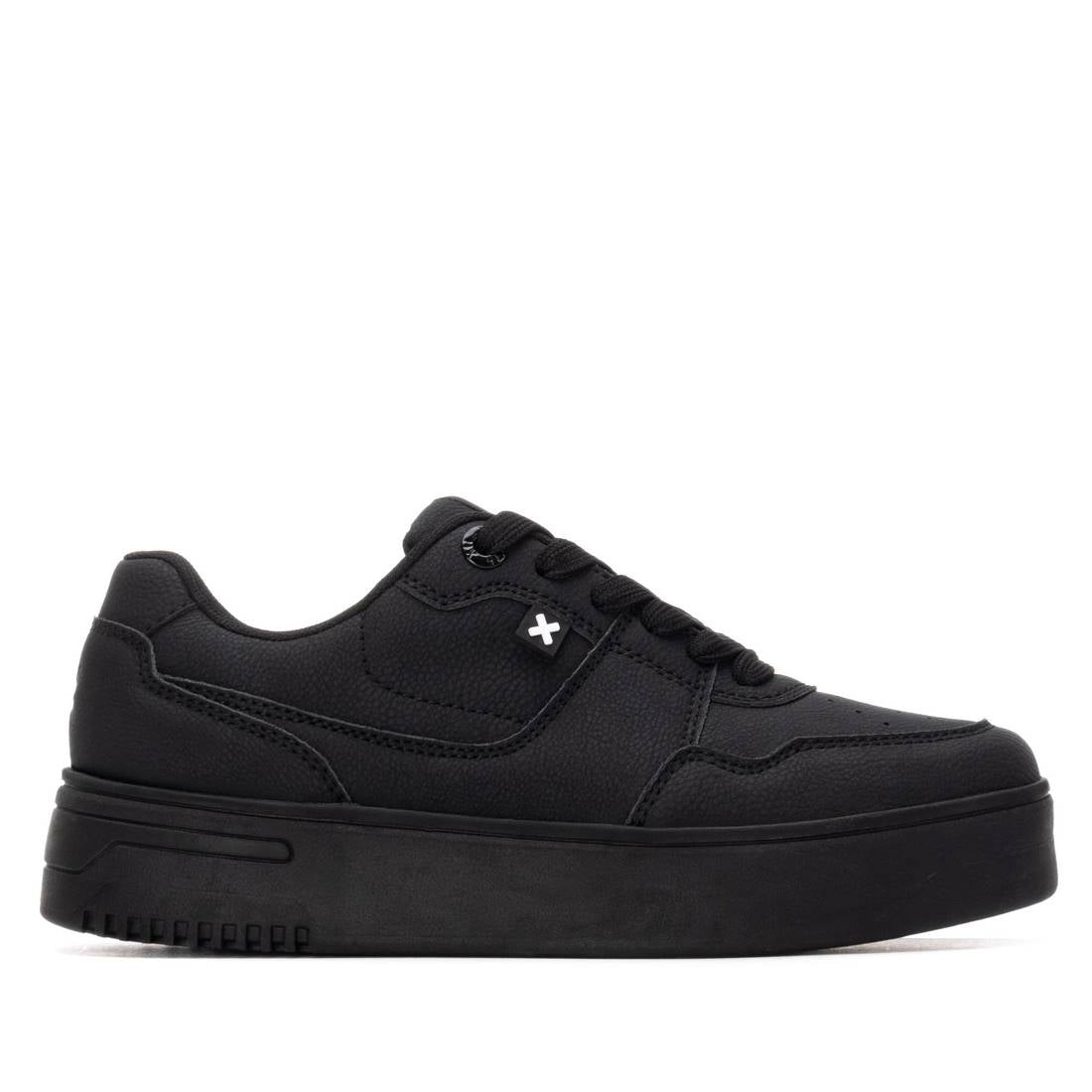 XTI Women's sneakers 144535