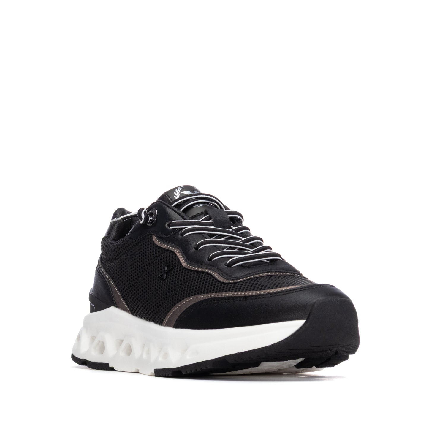 XTI Women's sneakers 144573