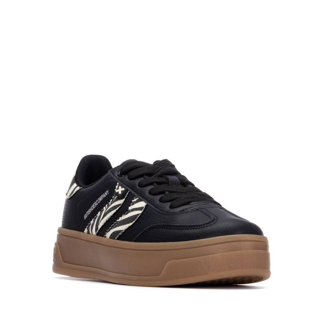 XTI Women's sneakers 144585