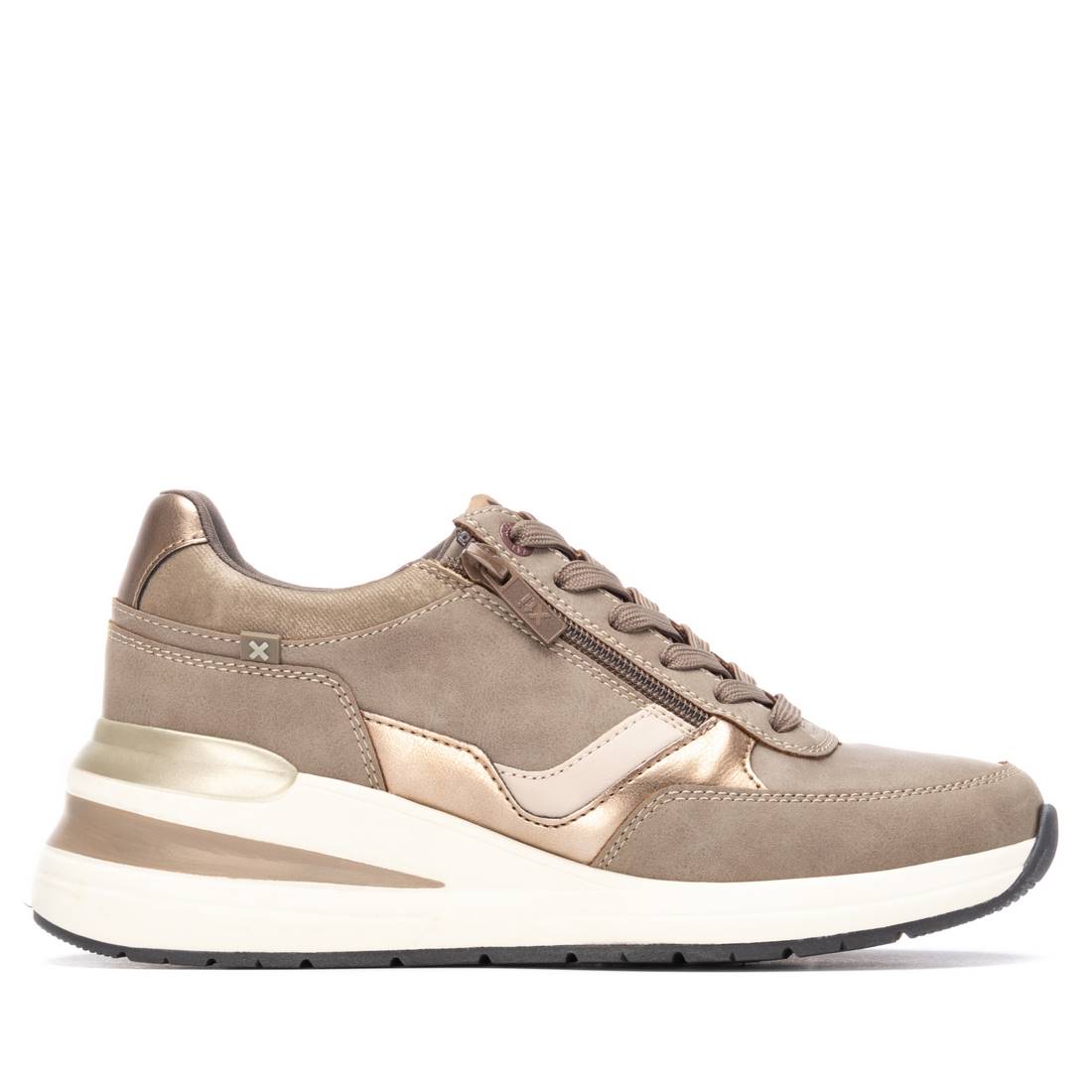 XTI Women's sneakers 144628