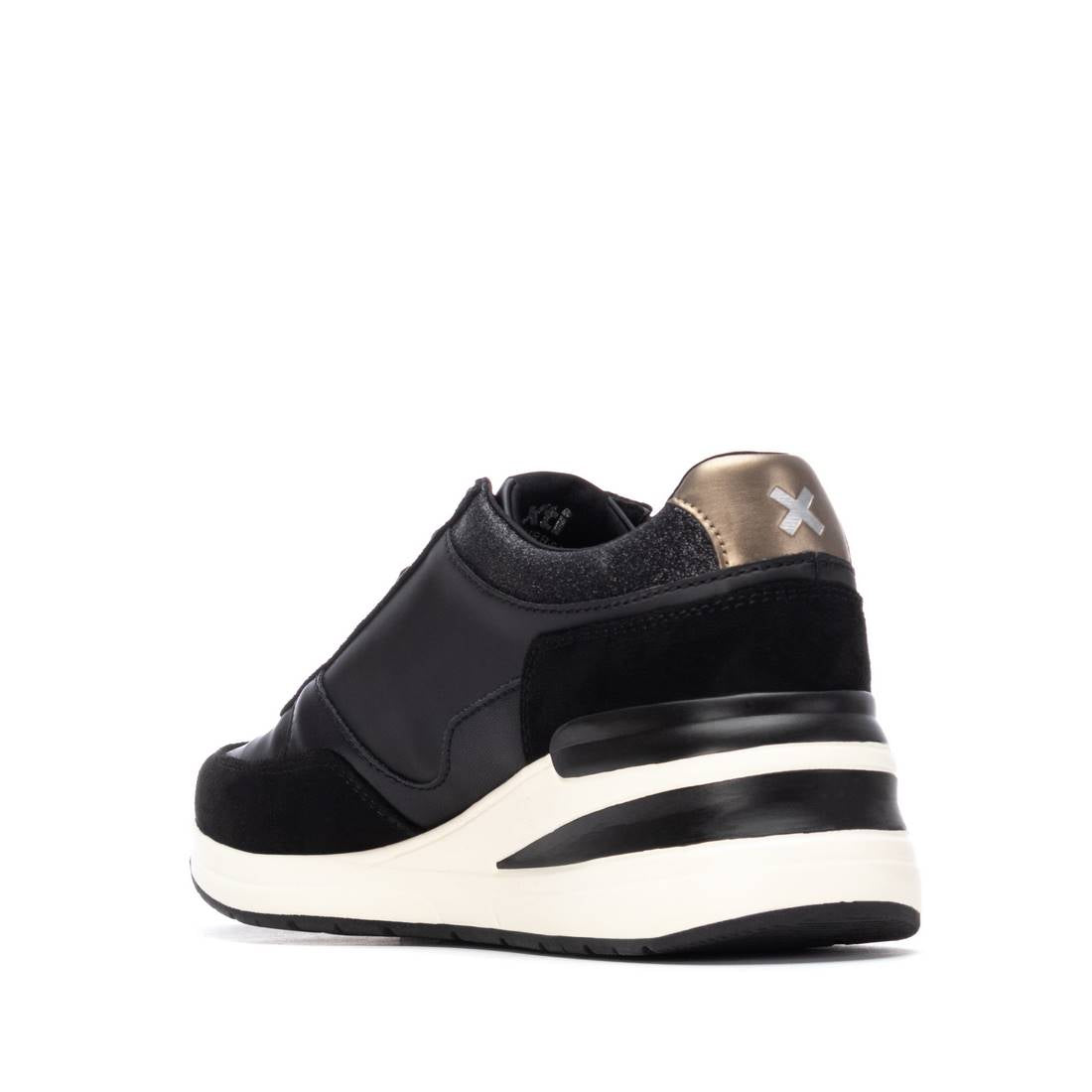XTI Women's sneakers 144628