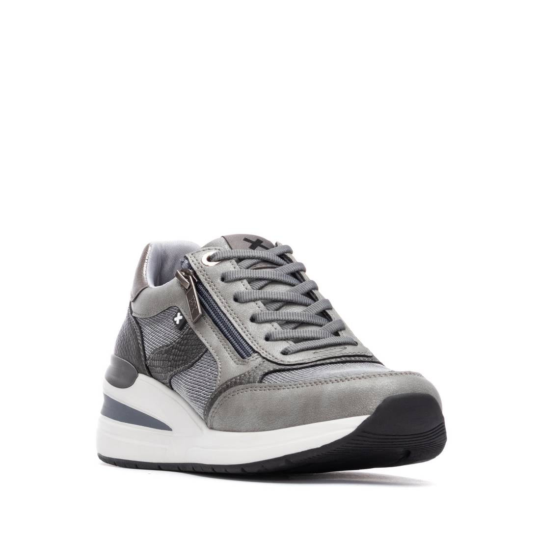 XTI Women's sneakers 144629