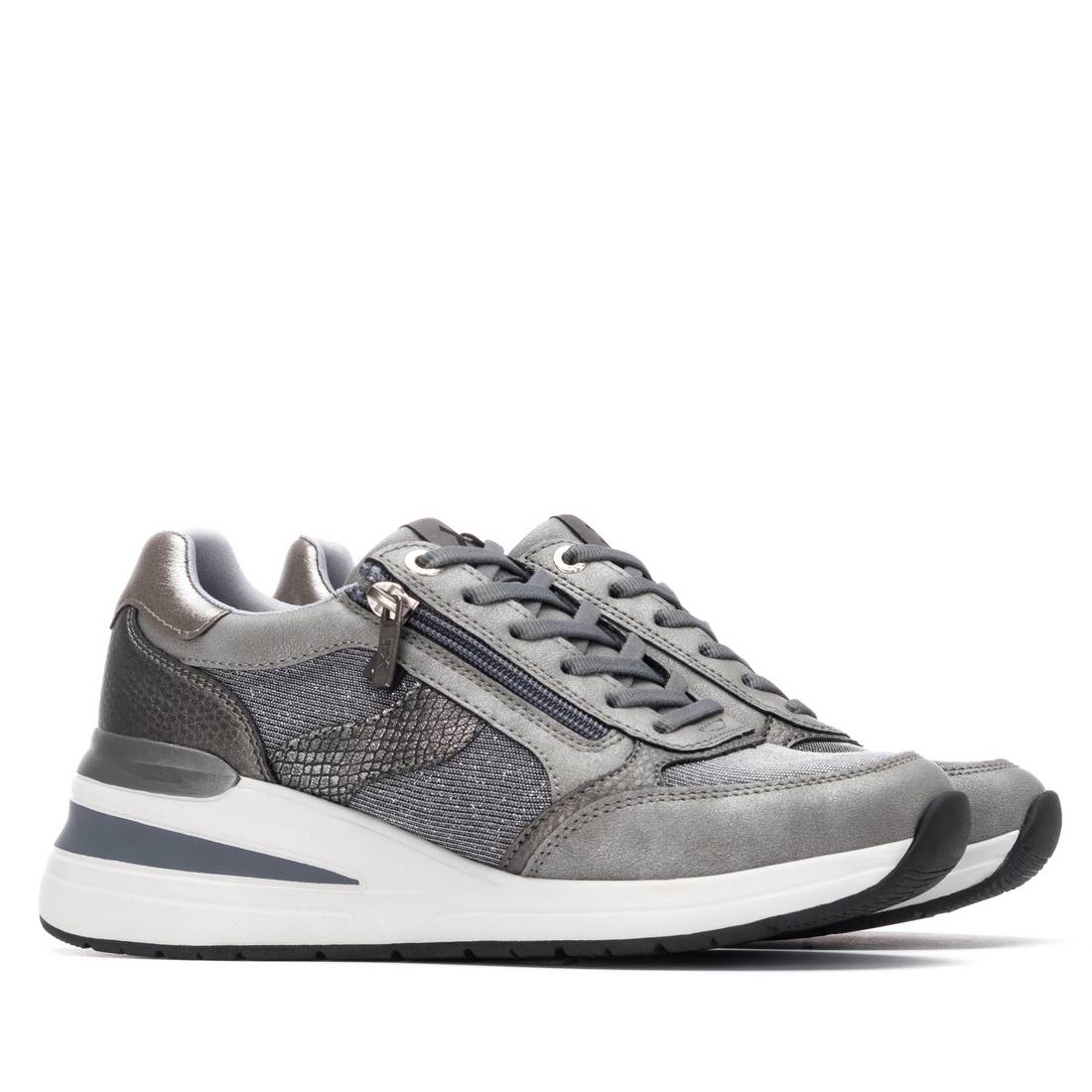 XTI Women's sneakers 144629