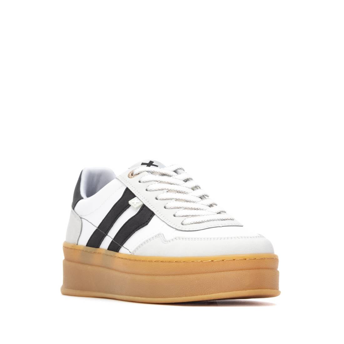 XTI Women's sneakers 144630