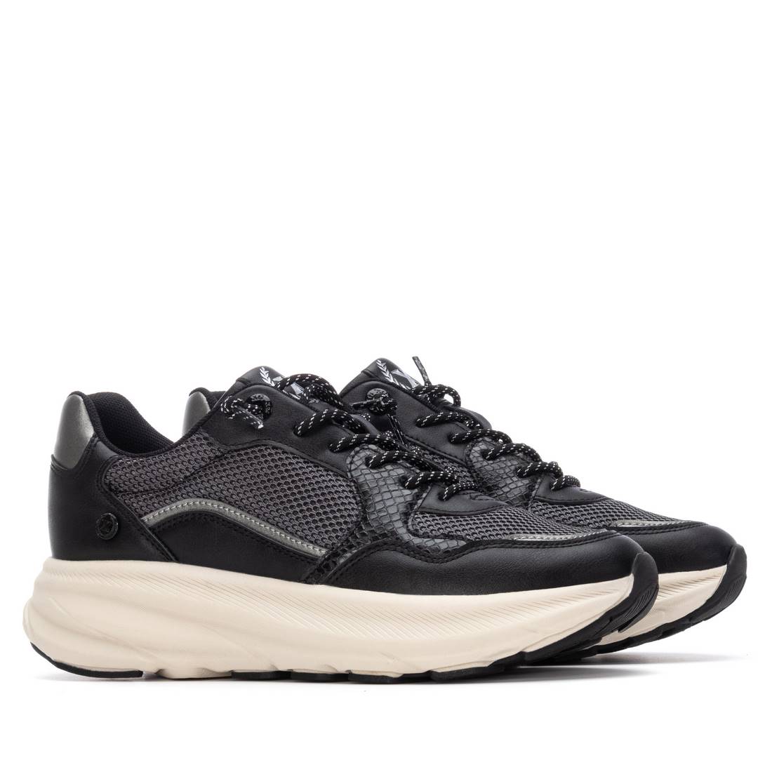 XTI Women's sneakers 144686