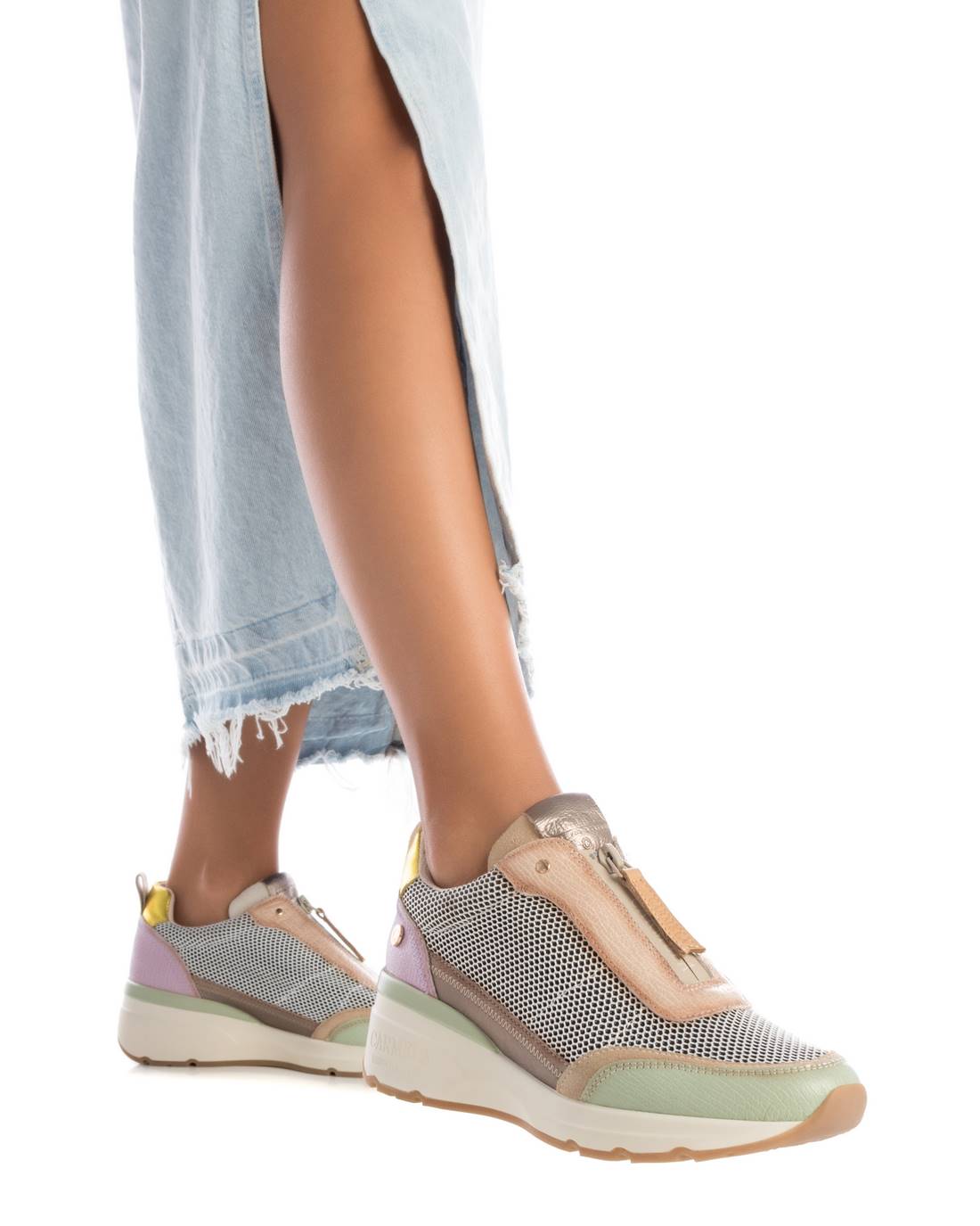 Carmela Collection Women's sneakers 161422