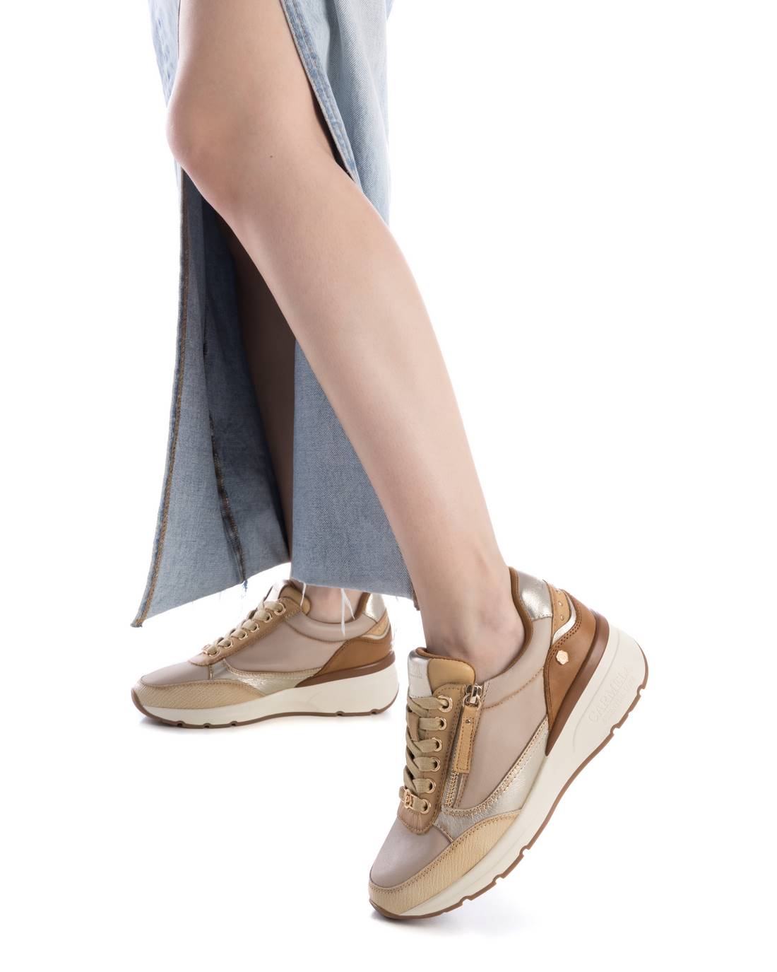 Carmela Collection Women's sneakers 161825