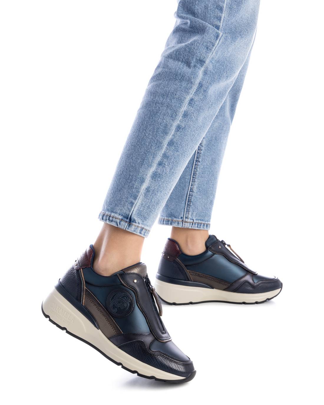 Carmela Collection Women's sneakers 161830
