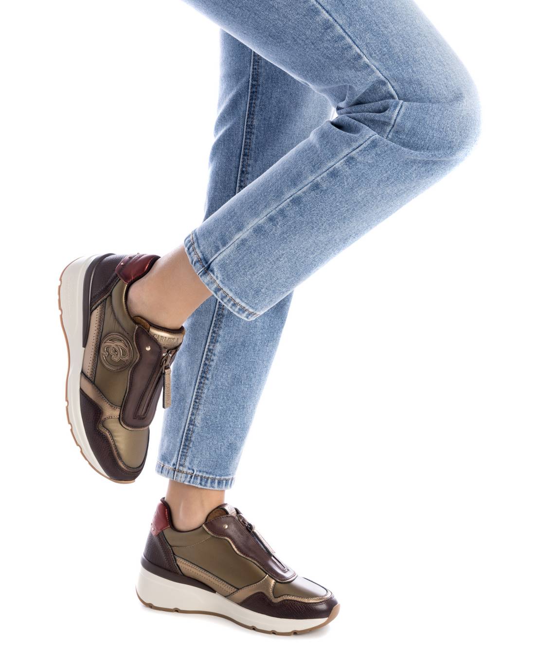 Carmela Collection Women's sneakers 161830