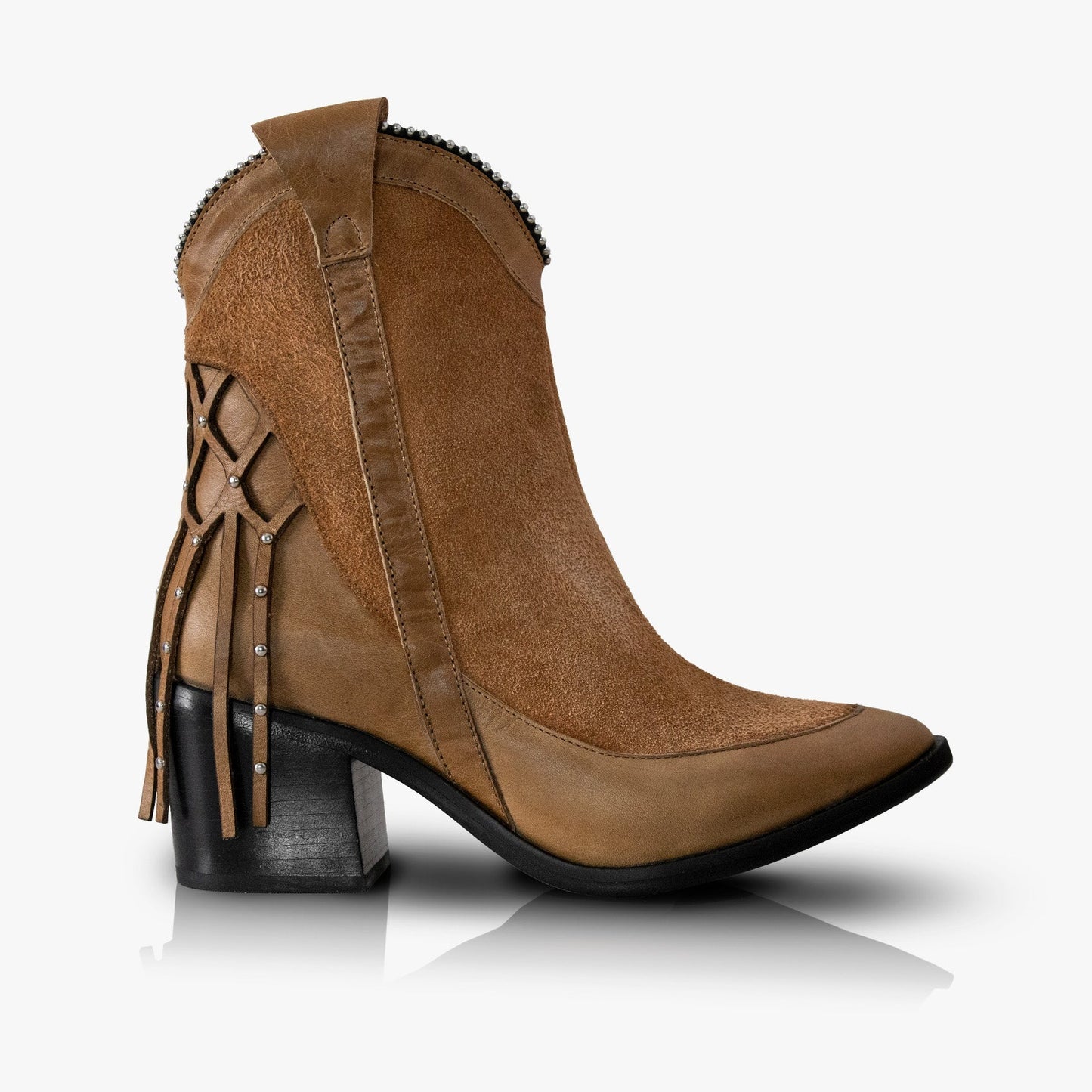 BALA SHORT CAMEL