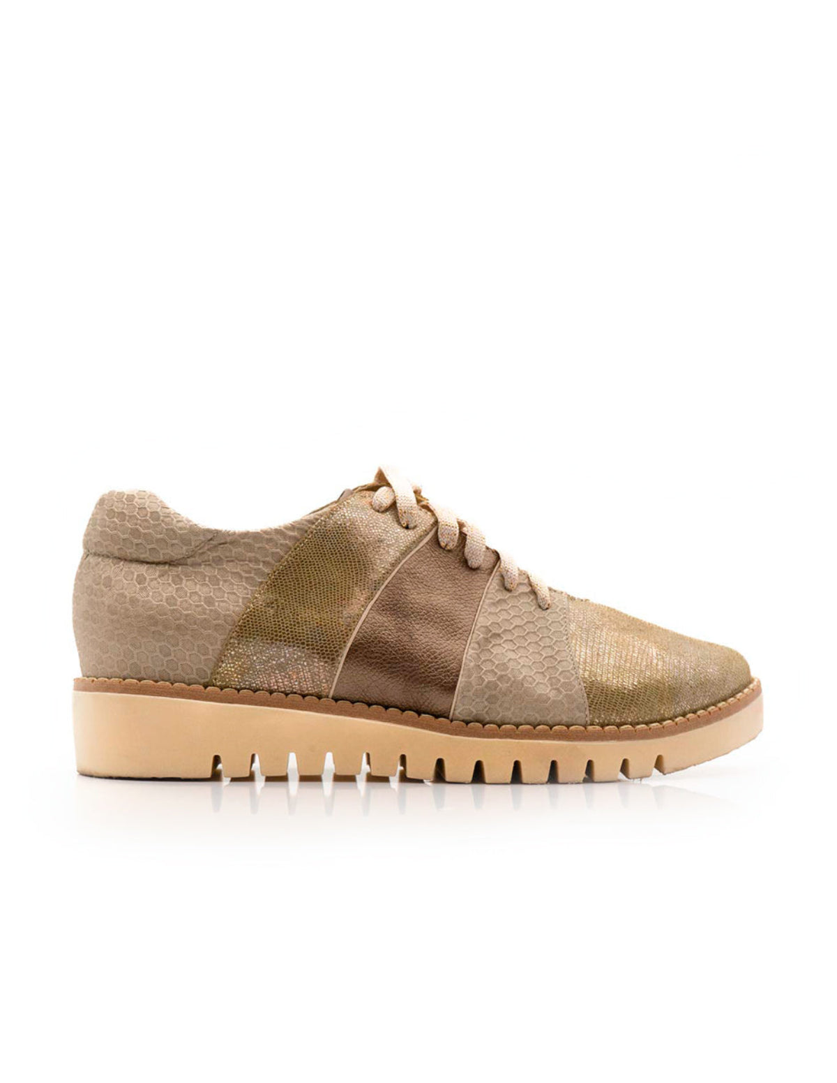 ALTURA SIE7E Women’s Metallic Lace-Up Lug-Sole Oxfords