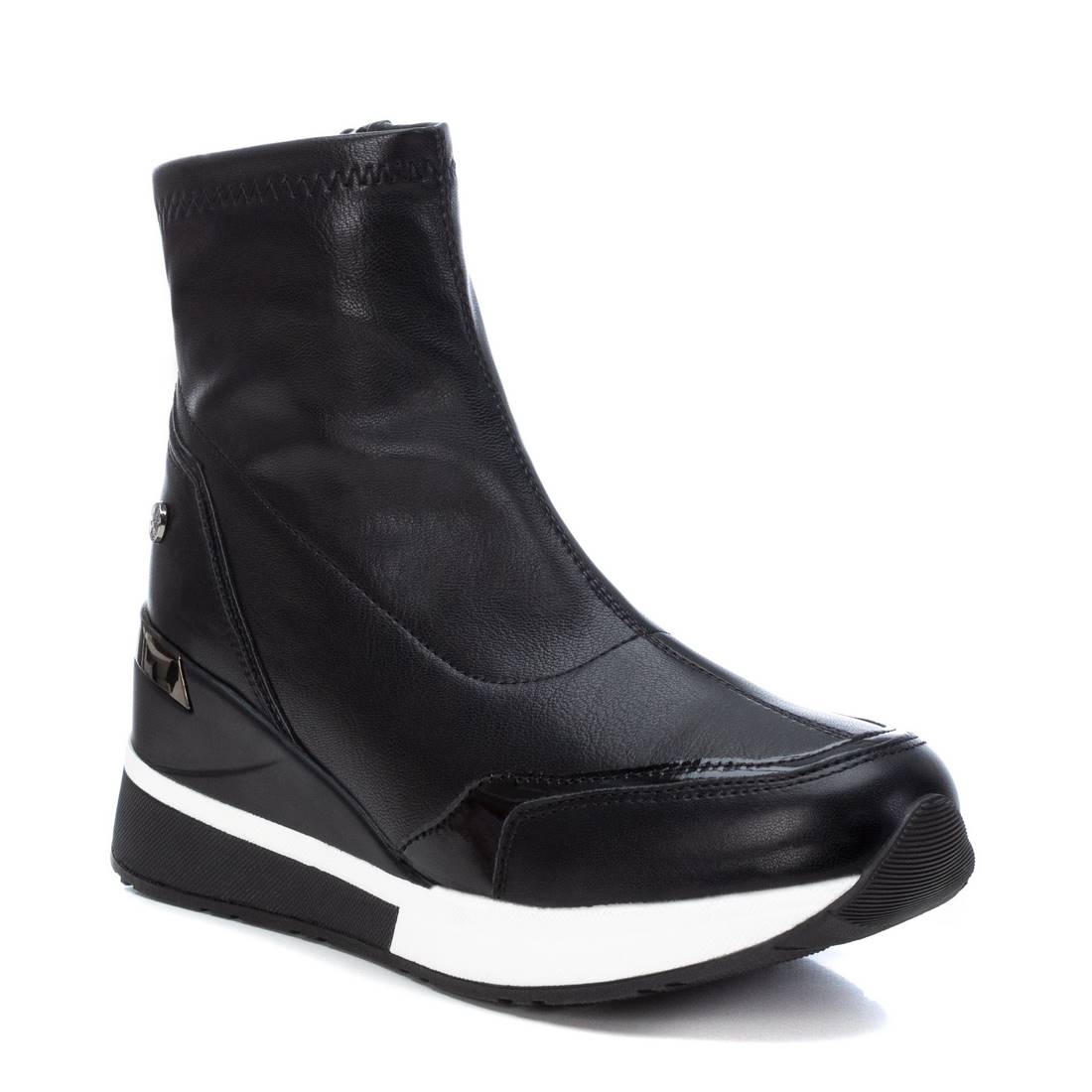 XTI SHOES