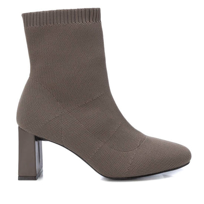 Women's Dress Booties By XTI 140394
