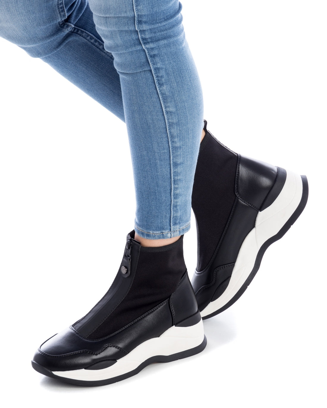 Women's Sport Booties By XTI 140501
