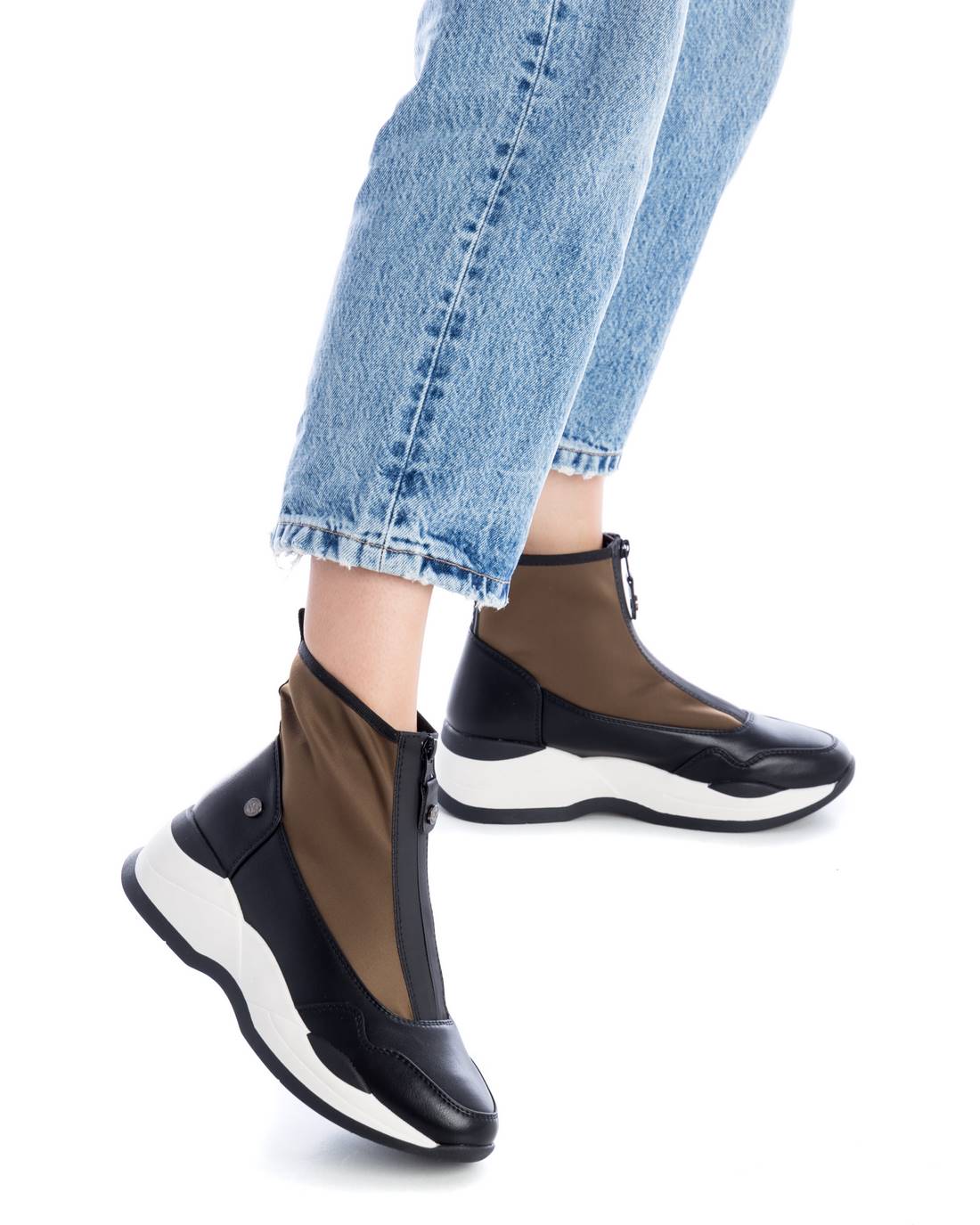 Women's Sport Booties By XTI 140501