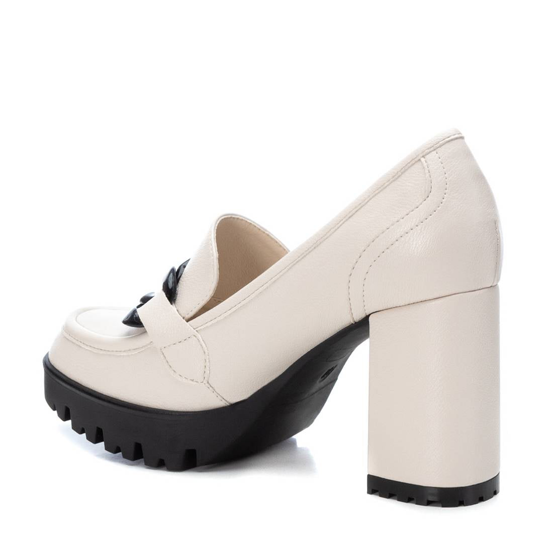 Women's Casual Heeled Moccasins By XTI 140584