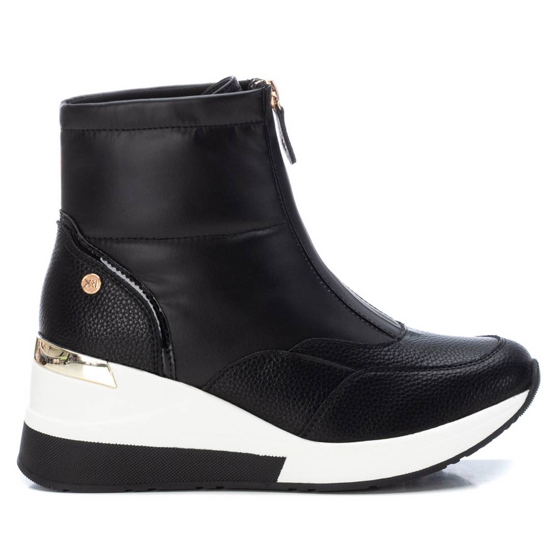 XTI SHOES