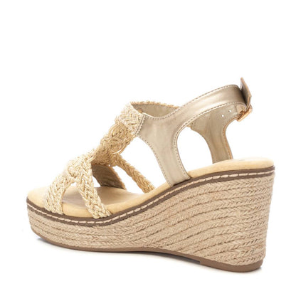 Xti GOLD TEXTILE LADIES SANDALS 142753