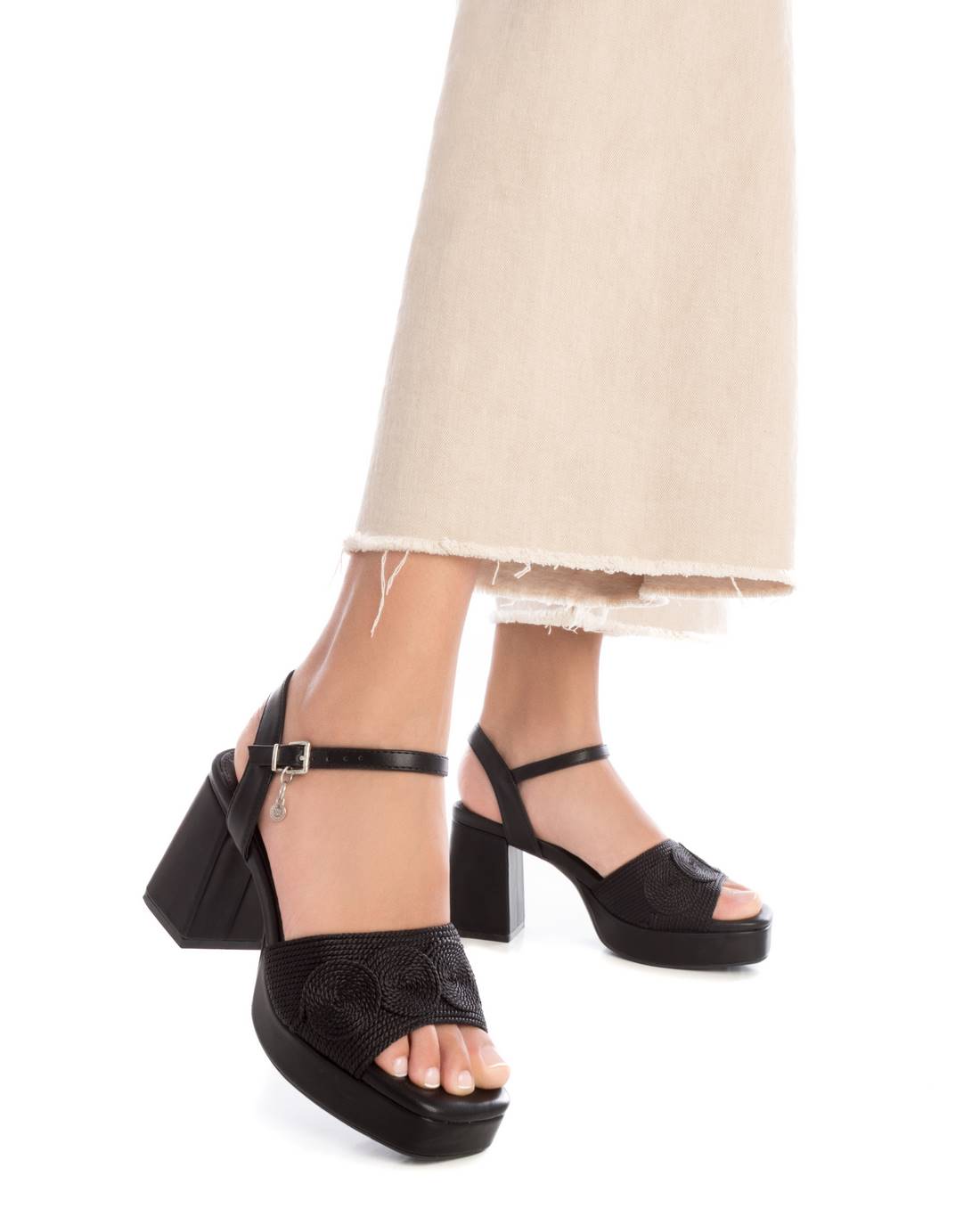 XTI SHOES