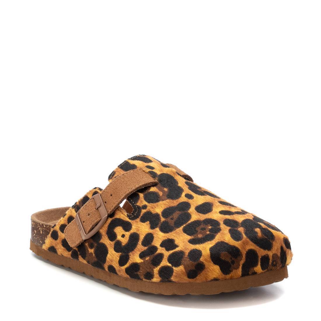 XTI Women's clogs 142871