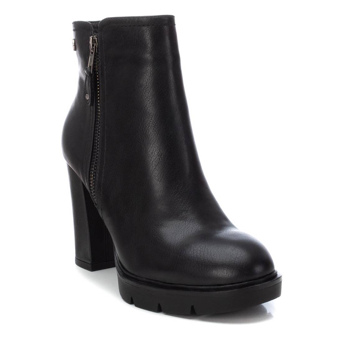 Xti Shoes