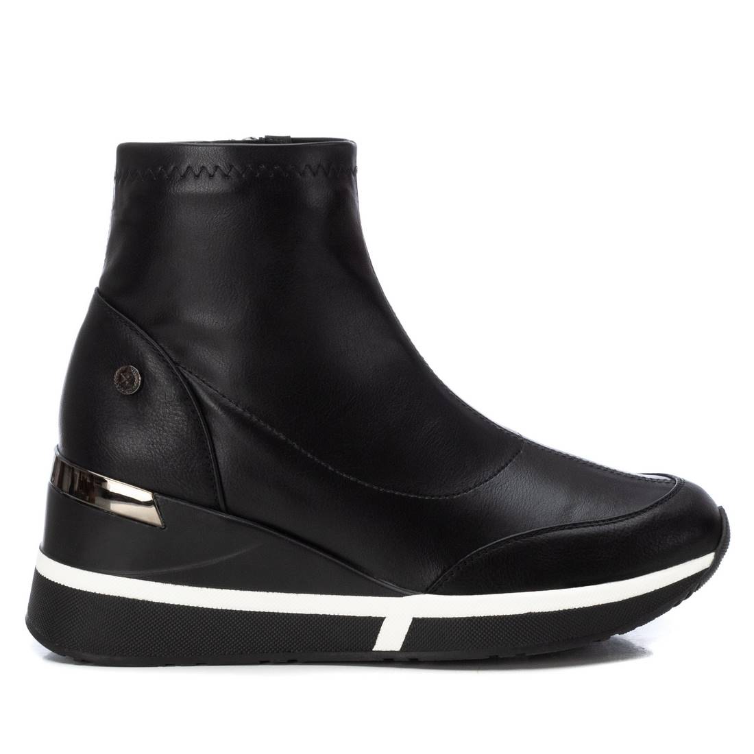 Xti Shoes