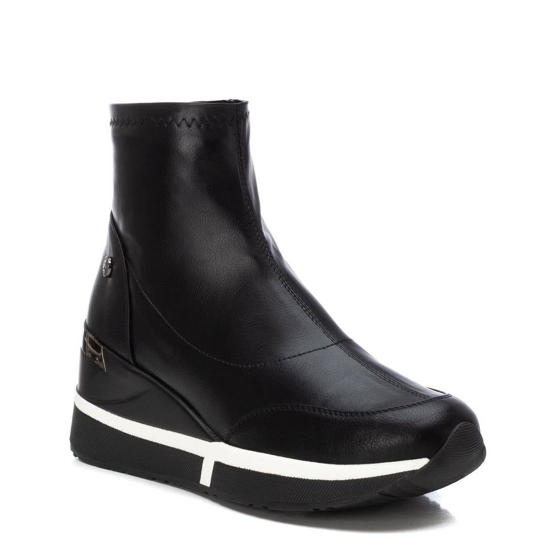 Xti Shoes