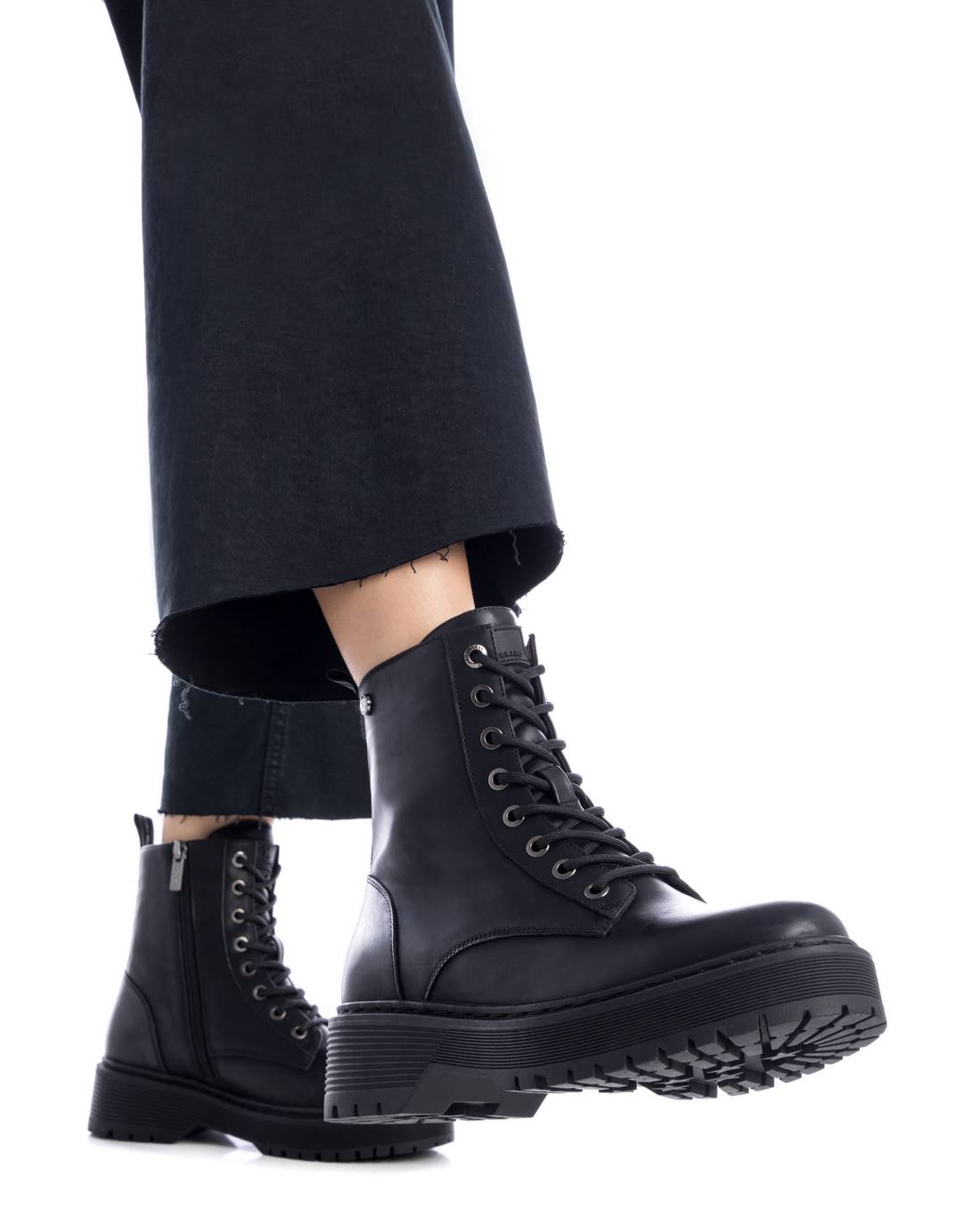 Xti Shoes