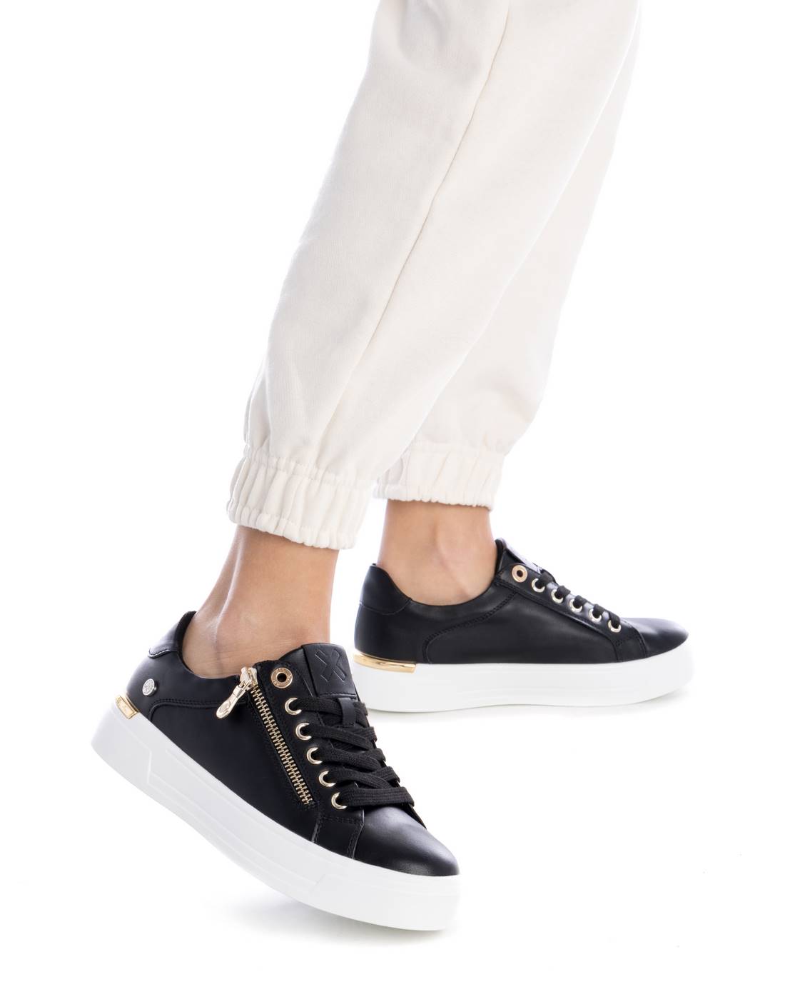 XTI SHOES
