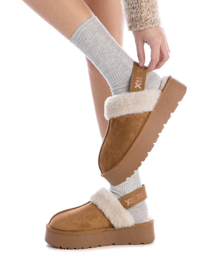 XTI Women's Winter Suede Clogs By XTI 143488
