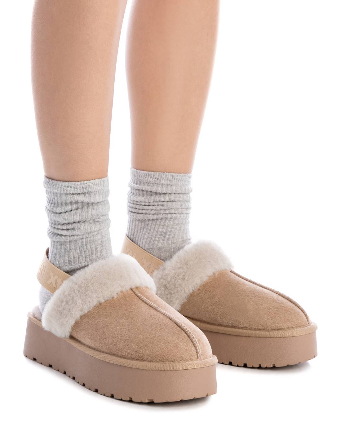 XTI Women's Winter Suede Clogs By XTI 143488