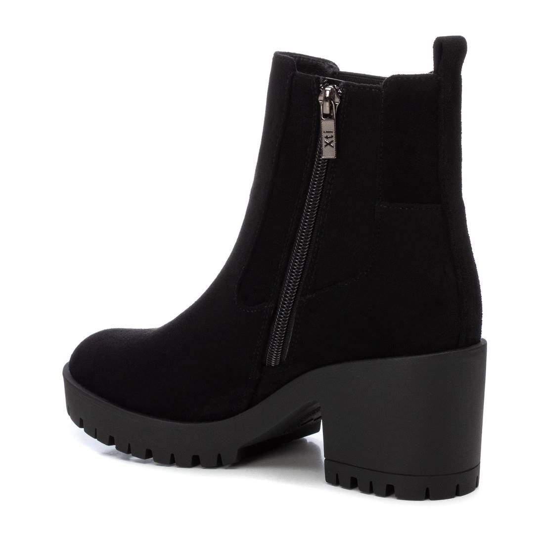 XTI Women's Chelsea Suede Booties By XTI 143508