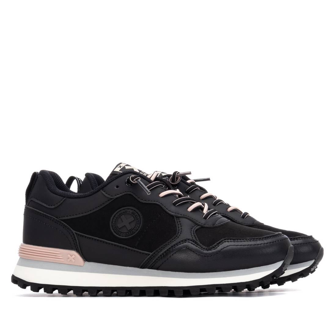 XTI Women's sneakers 144156