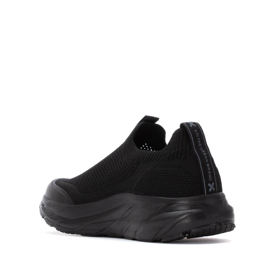 XTI Women's sneakers 144360
