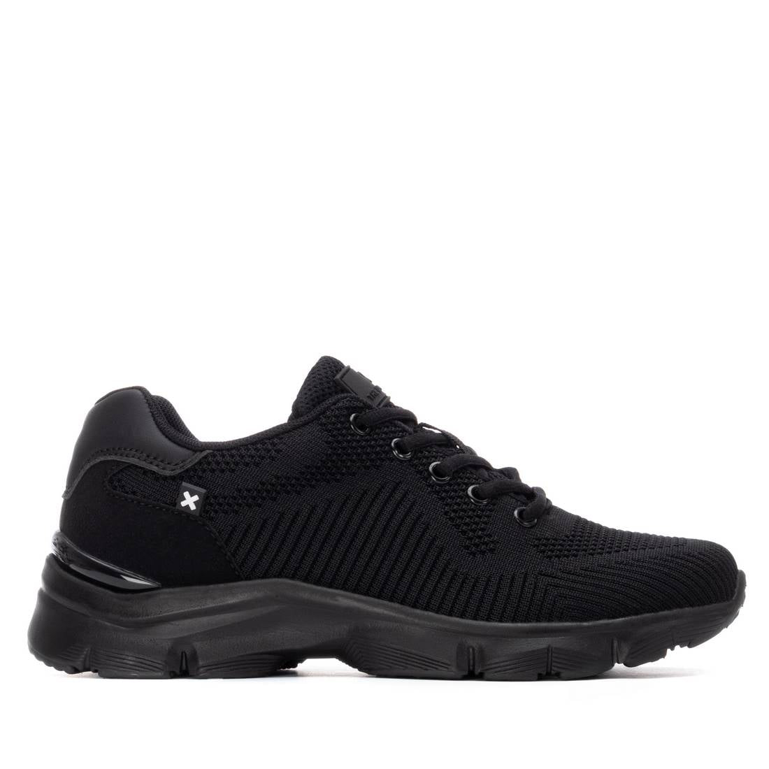 XTI Women's sneakers 144361