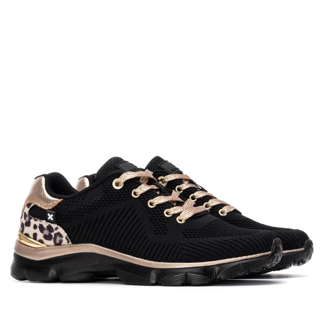 XTI Women's sneakers 144361