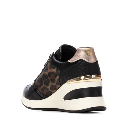 XTI Women's sneakers 144378