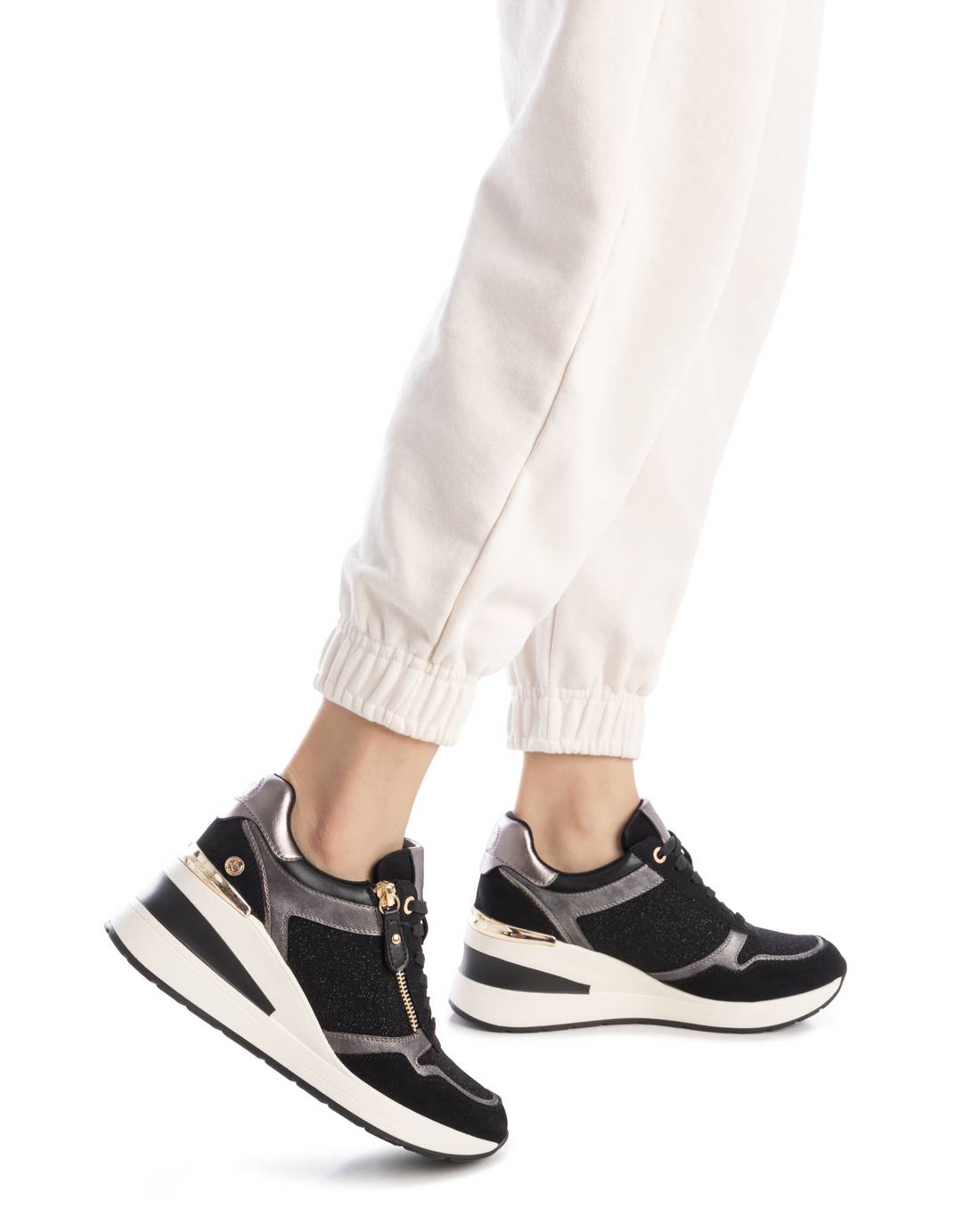 XTI Women’s sneakers 144379