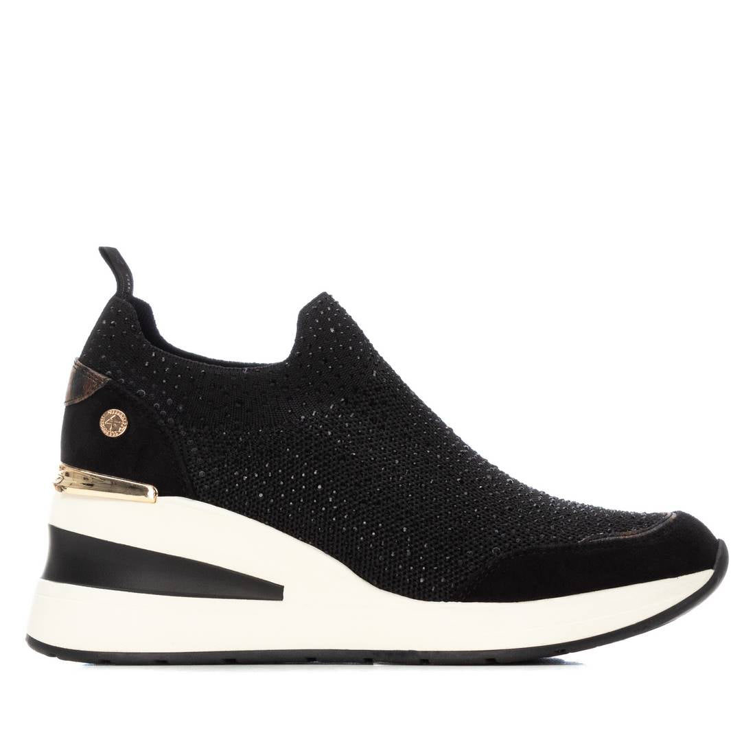 XTI Women's sneakers 144385