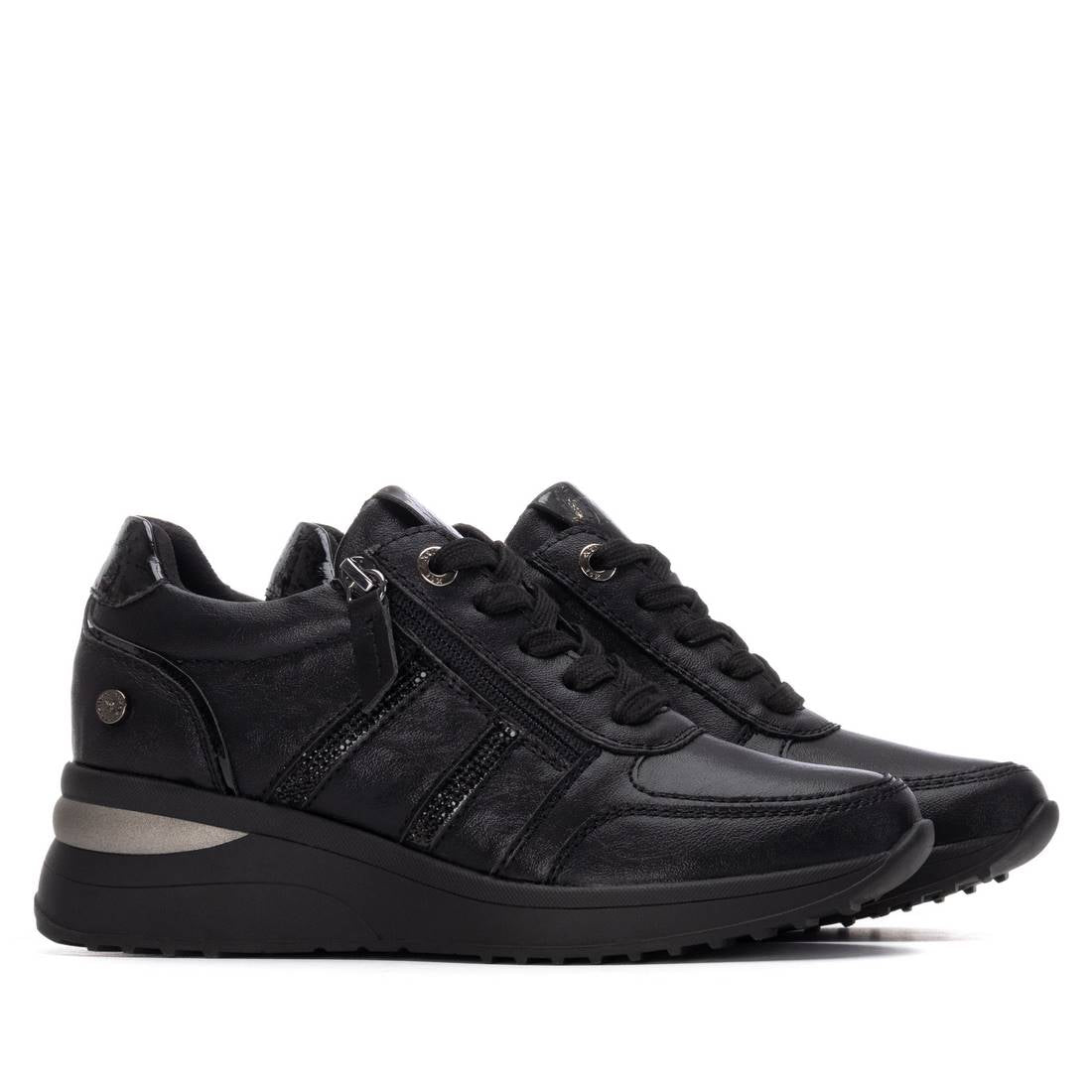 XTI Women's sneakers 144407