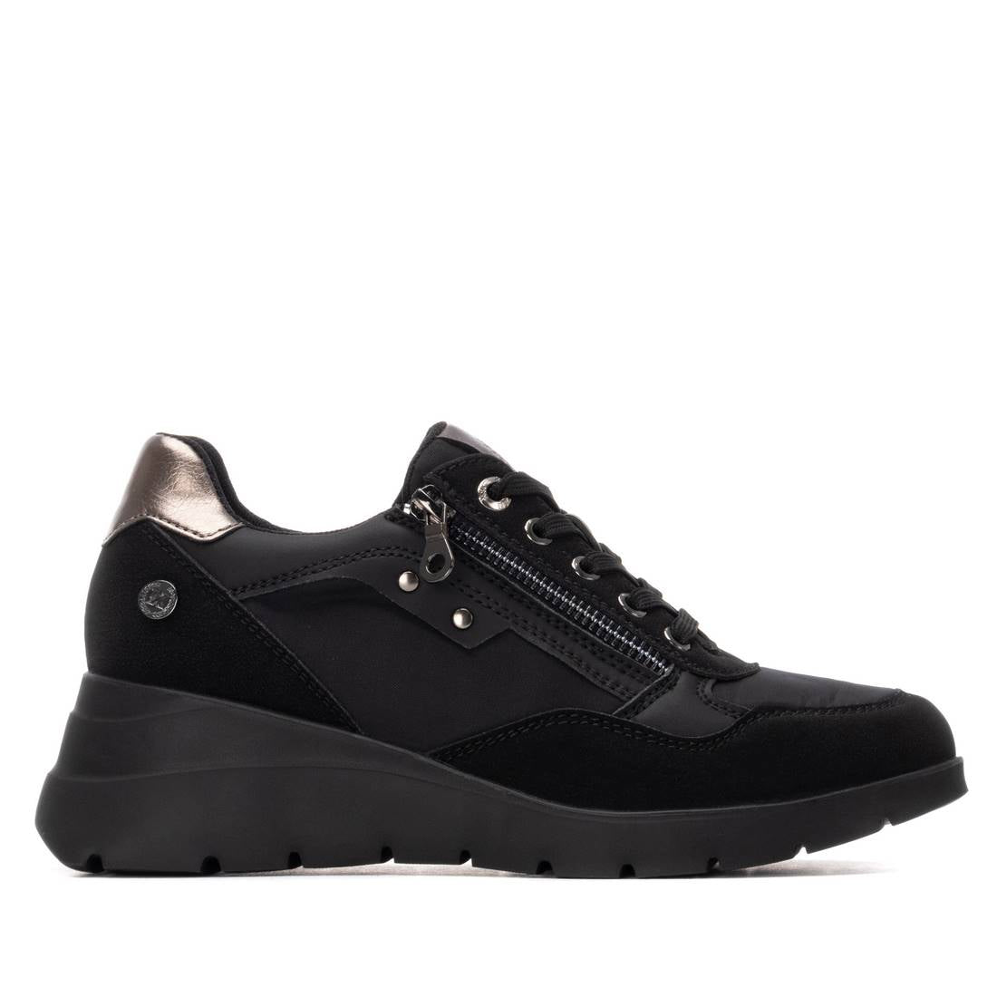 XTI Women's Casual Wedge Lace- Up Sneakers 144500