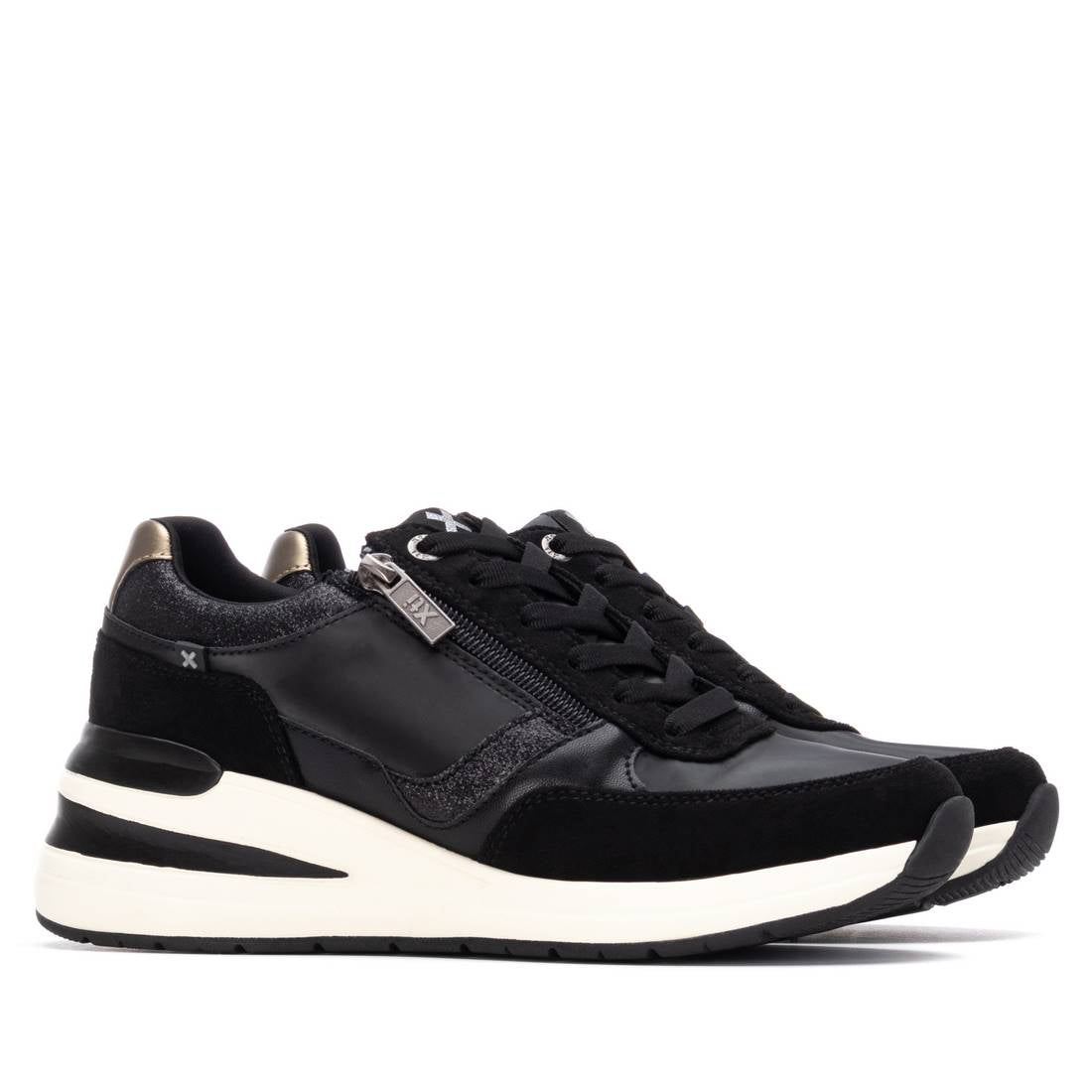 XTI Women's sneakers 144628