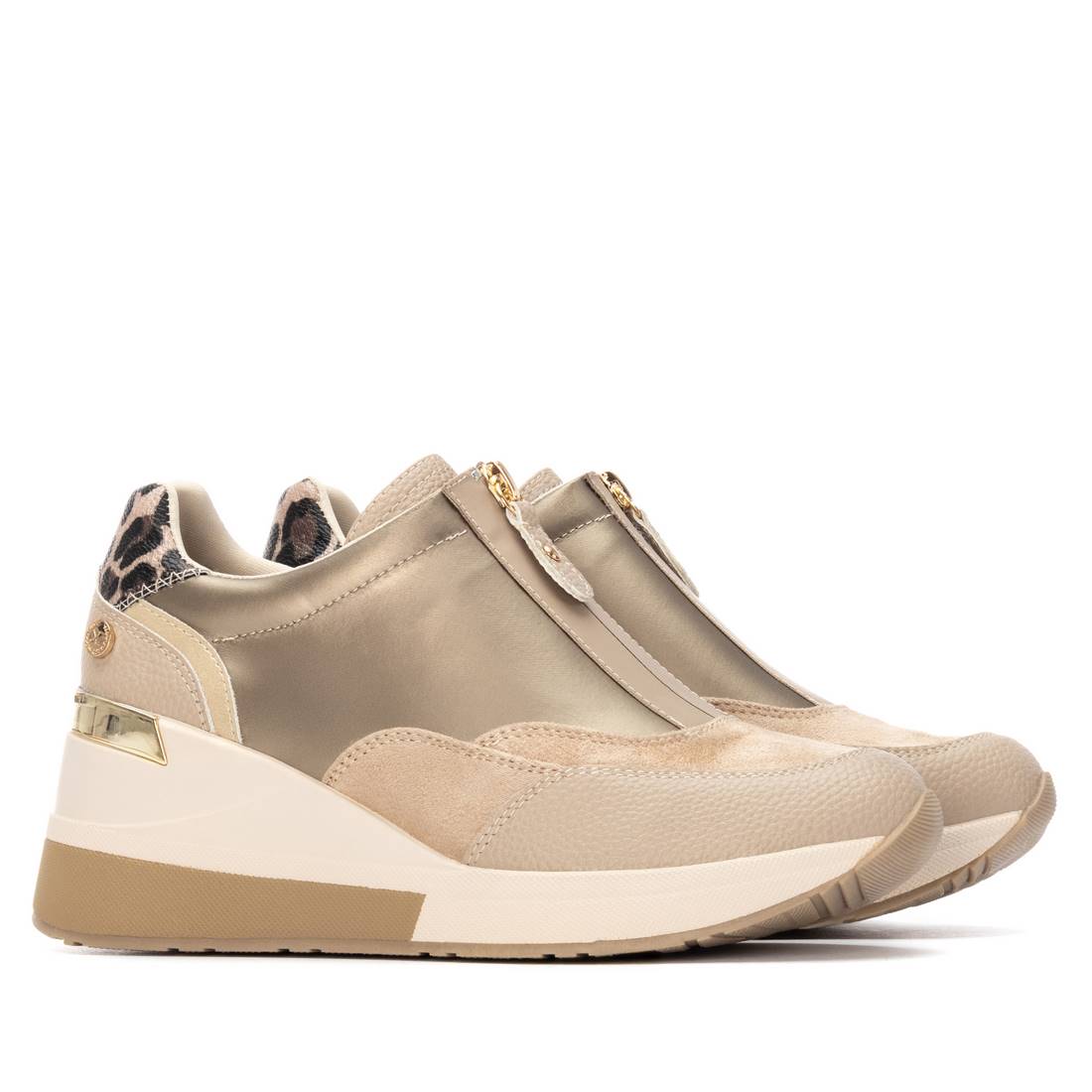 XTI Women's sneakers 144655
