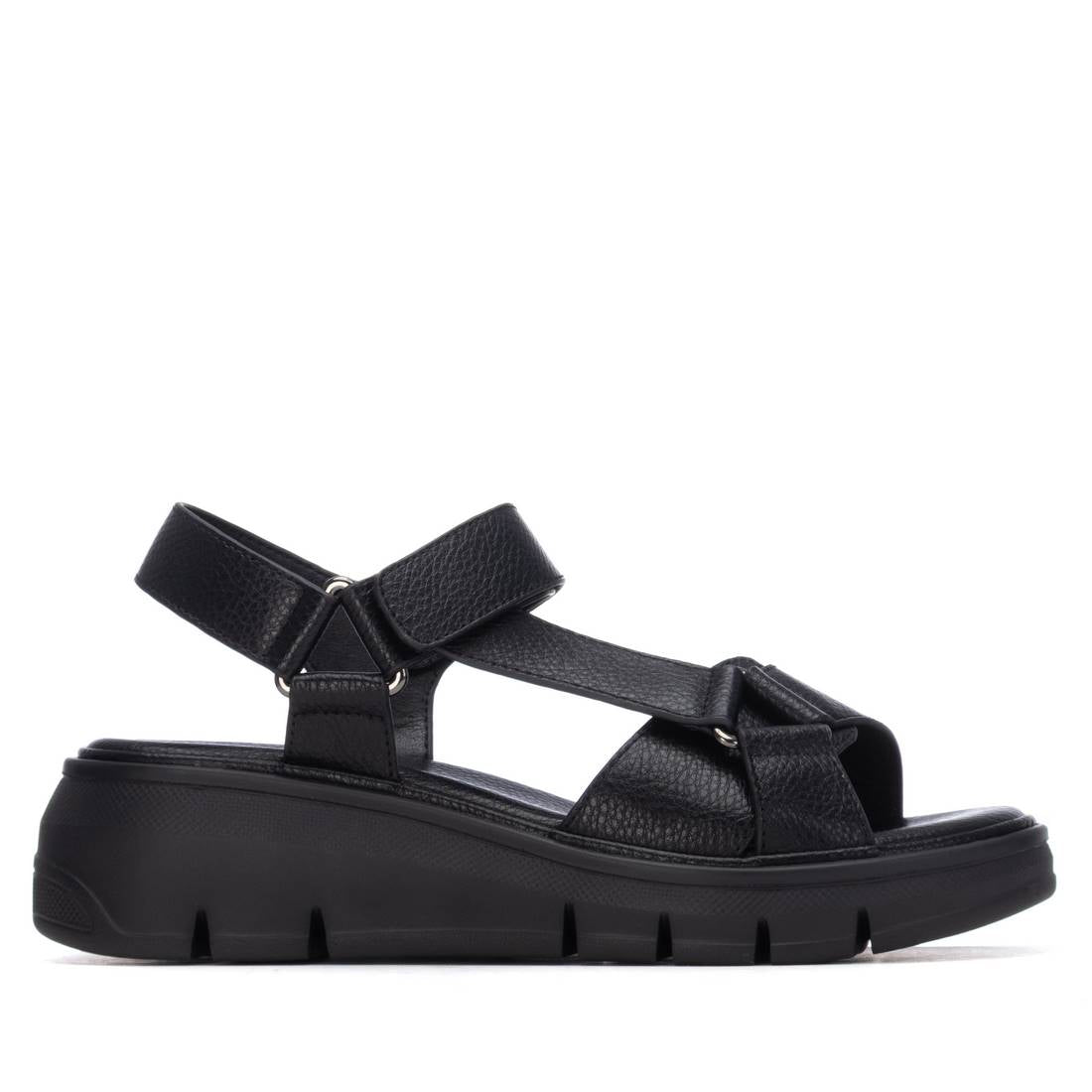 Xti BLACK PU LADIES SANDALS 145398